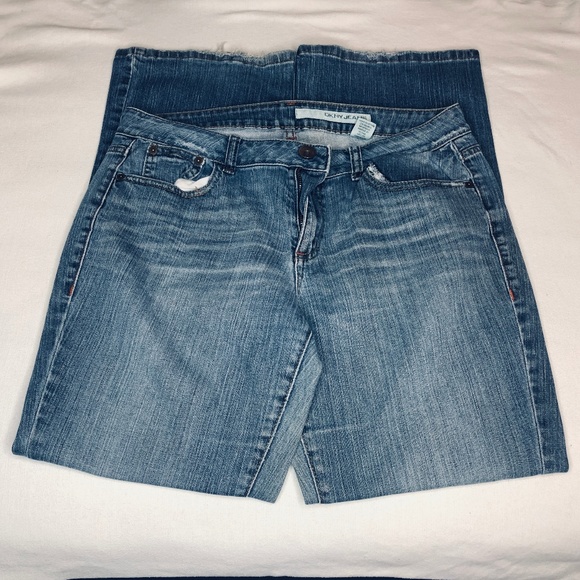 DKNY Premium Denim Jeans - Picture 1 of 6